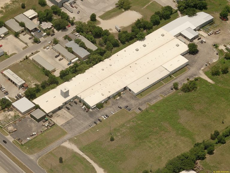 1942 S IH 35 San Marcos, TX: SOLD June 27, 2013