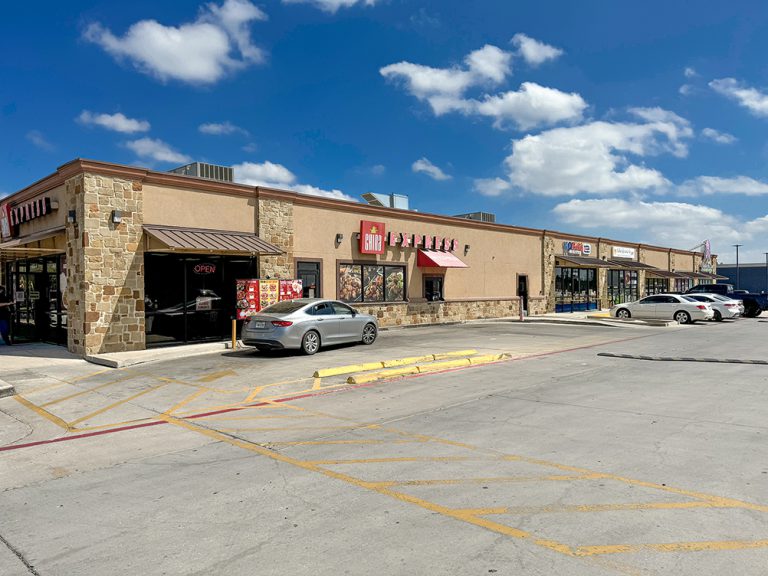 Lott’s Landing Shopping Center