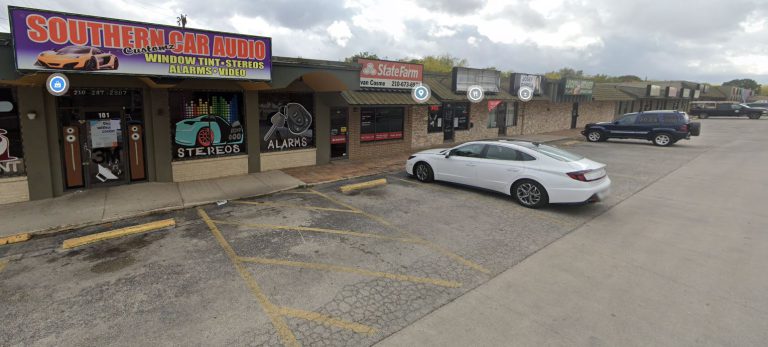 Latigo Plaza (8122 Marbach)
