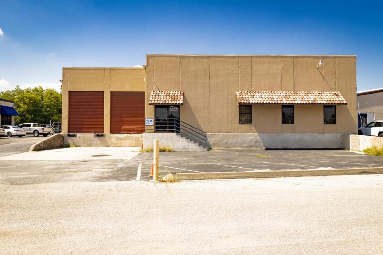 4335 Vance Jackson Bldg. 4